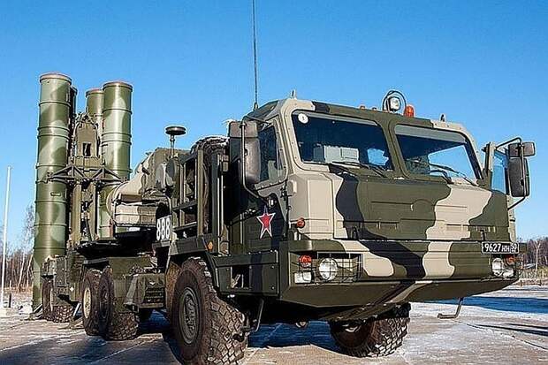 Зенитный ракетный комплекс С-400 "Триумф" Фото: Министерство обороны РФ