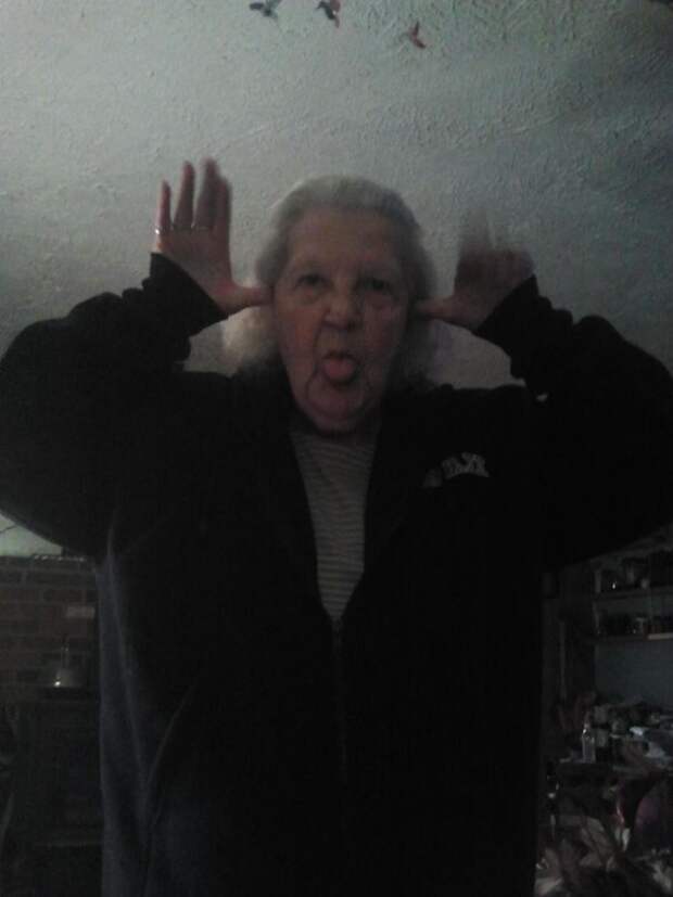 I Left My Phone Downstairs Yesterday. My Grandma And Aunt Figured Out Where The Camera Is