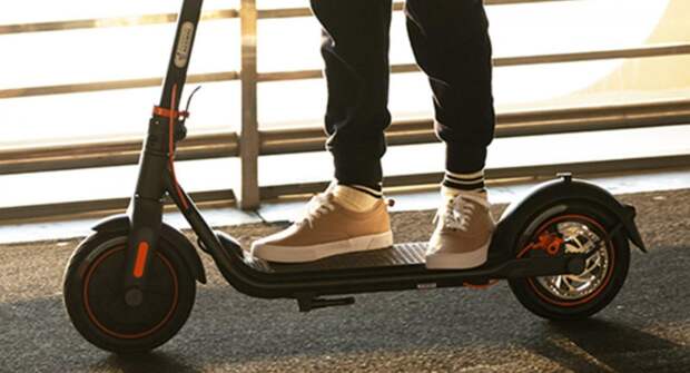 Вышел Segway-Ninebot Kickscooter F40: стильный и мощный городской электросамокат