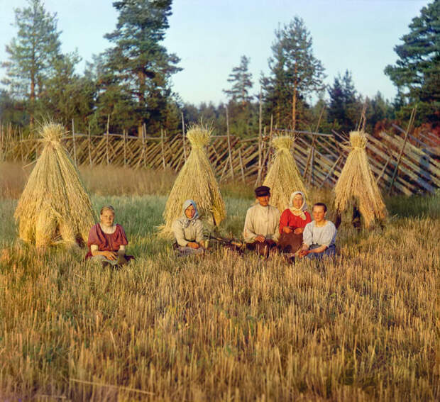 Фотографии, которым уже более ста лет