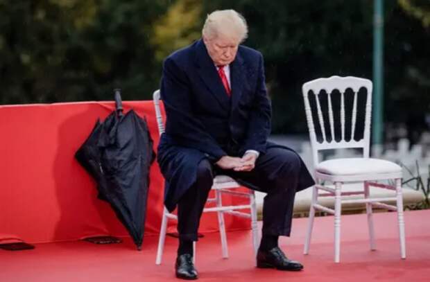 Остался в этом году без Нобелевки...