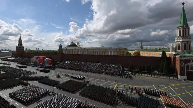LIVE: Торжественный Парад Победы на Красной площади
