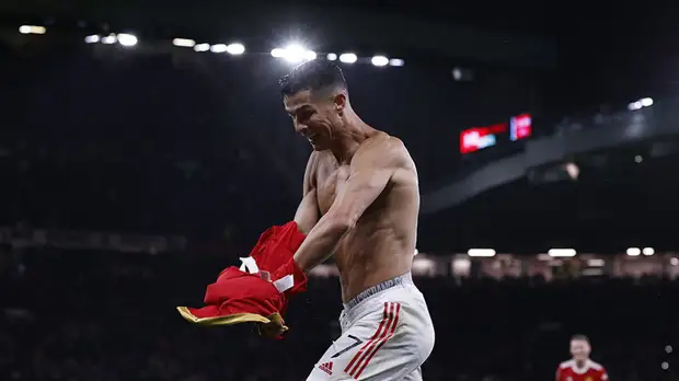 Подарок от Моуринью, признание Павлюченковой и отклик Роналду на просьбу Pink: околоспортивные события недели