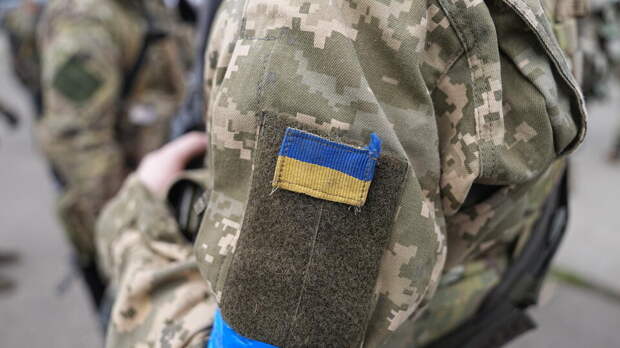 ВСУ используют школьные автобусы для перевозки боевиков