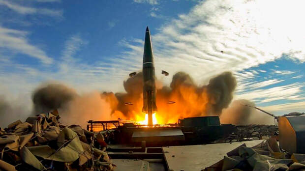 ВС РФ нанесли массированный удар по ВПК и используемым ВСУ объектам энергетики