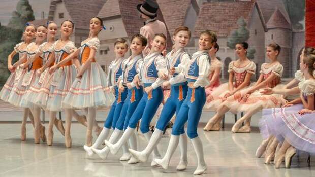 Светлана Захарова показала будущее балета