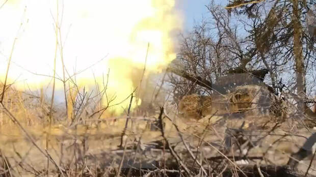 Танкисты группировки "Центр" тюнингуют танки для защиты от FPV-дронов