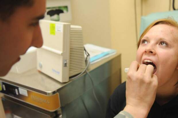 Ларингит: как быстро вылечить, симптомы болезни, причины, диагностическое обследование, необходимое лечение и профилактика повторных заболеваний