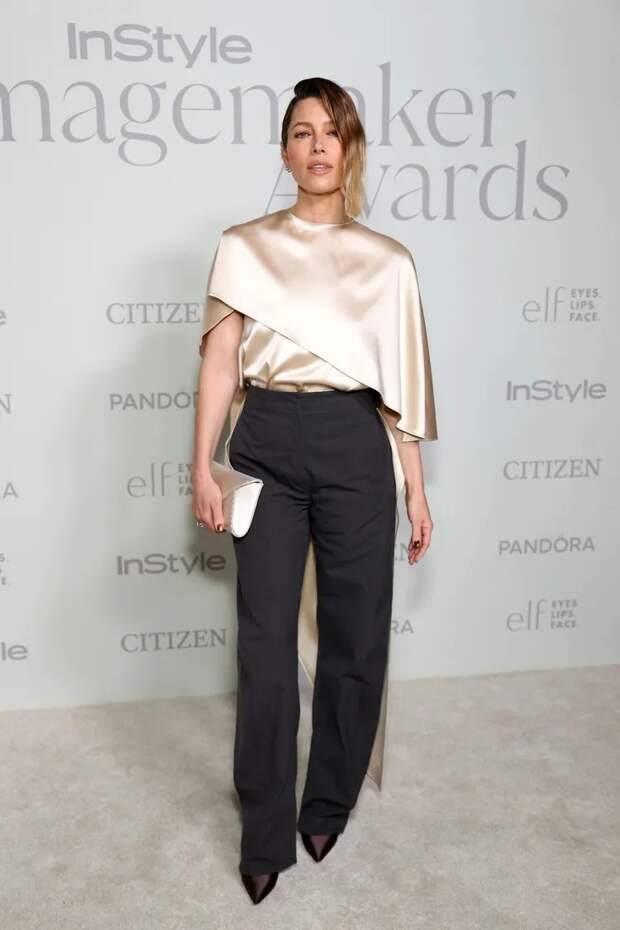 Редкий выход: Джессика Бил, Джастин Теру и Тора Бёрч