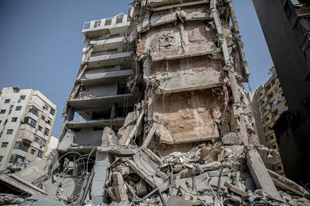 Художник возбудил дело о военном преступлении в связи с убившим его родителей ударом