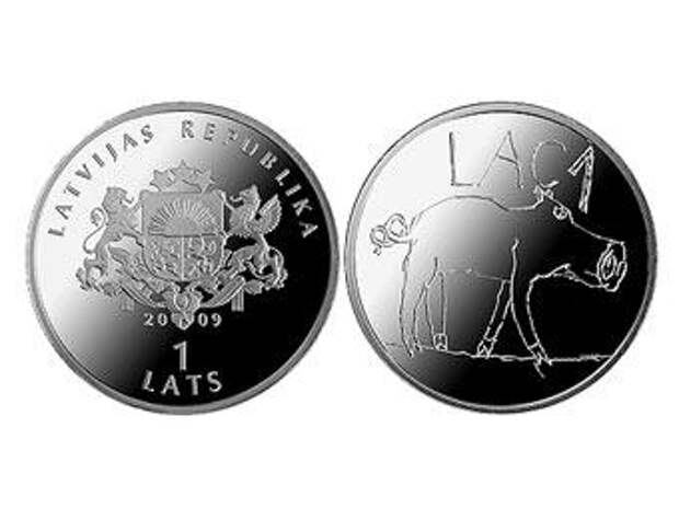 Став на монету. Латвийские серебряные монеты. Монета с изображением свиньи. Латвийские монеты с изображением. Свинка с монетами.