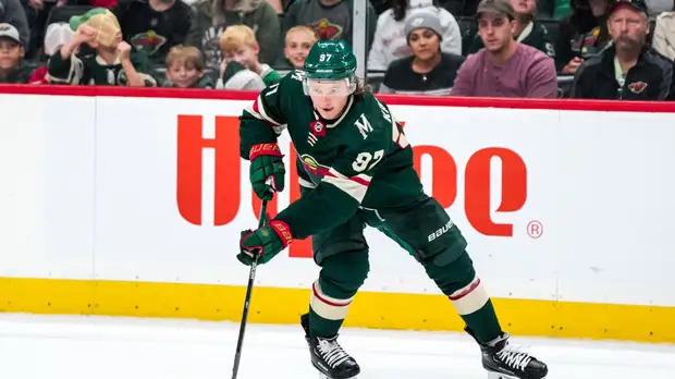 Гол и ассистентский дубль Капризова помогли «Миннесоте» одержать победу над «Колорадо»