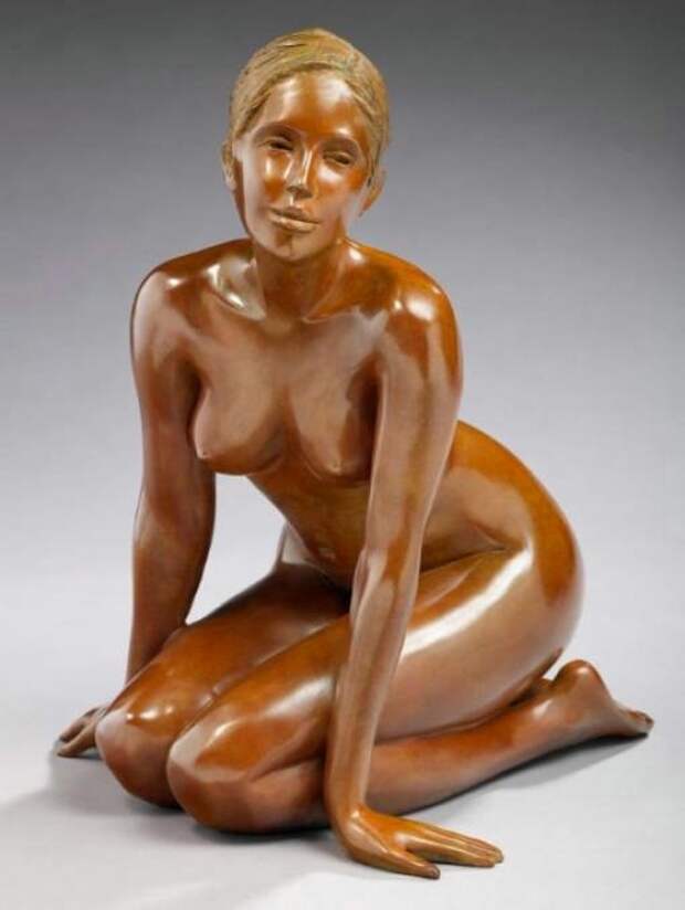 Женская красота и спокойствие в скульптурах Brigitte Teman