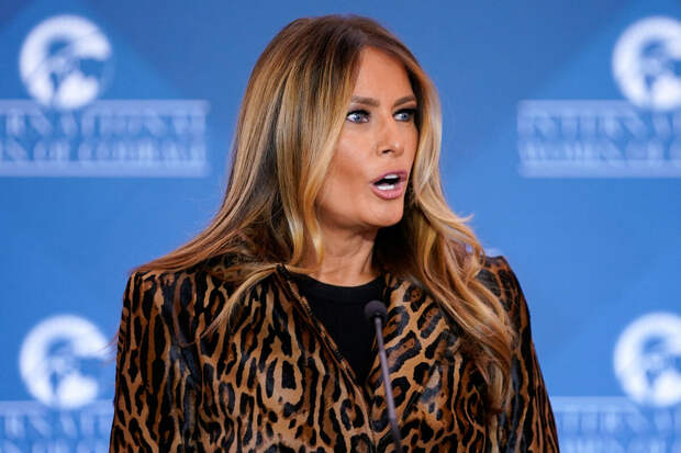 Мелания Трамп назвала ложью сообщения о связи с финансистом Джеффри Эпштейном