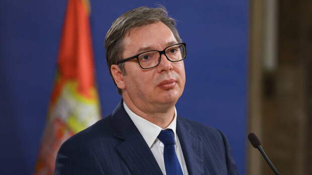 Вучич заявил о давлении на Сербию из-за сохранения авиасообщения с Россией