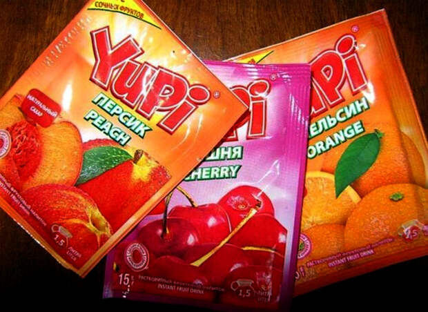 Растворимые напитки Yupi, Zuko и Invite.