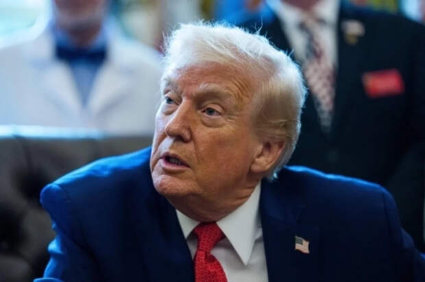 Самолёт Трампа приземлился на военной базе рядом с Вашингтоном