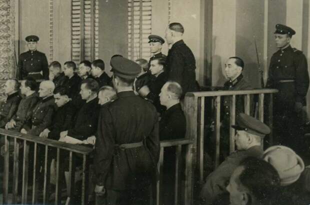 Поскольку киевская власть продолжает русофобскую истерию и попытки разместить на своей территории базы НАТО,...