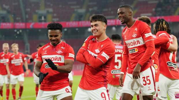 Аленичев и Тихонов предложили провести в Ереване товарищеский матч легенд «Спартака» и «Арарата»