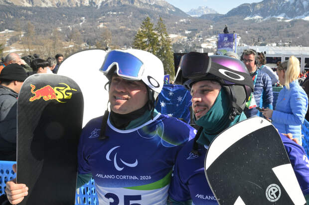 Российских паралимпийцев Фадеева и Шеббо внесли в базу "Миротворца"