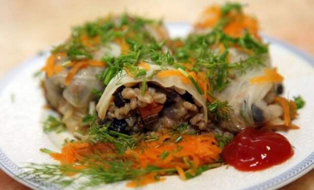 Постные голубцы с рисом и грибами