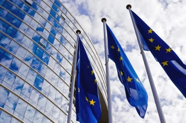 ЕС планирует окончательно утвердить кредит Украине на 90 миллиардов евро