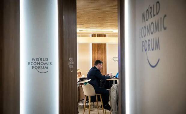 Прощай, Давос: организаторы ВЭФ рассматривают перенос форума из Швейцарии