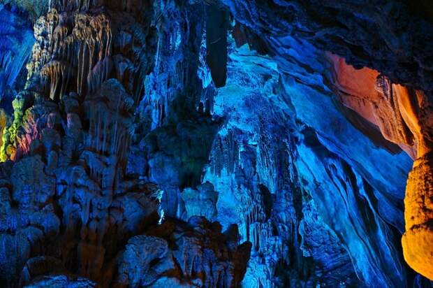 Colorful Caves Photographs Of China_012