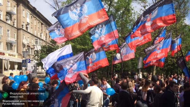 Новости Новороссии: Порошенко хочет в Донбасс, да Захарченко не пускает