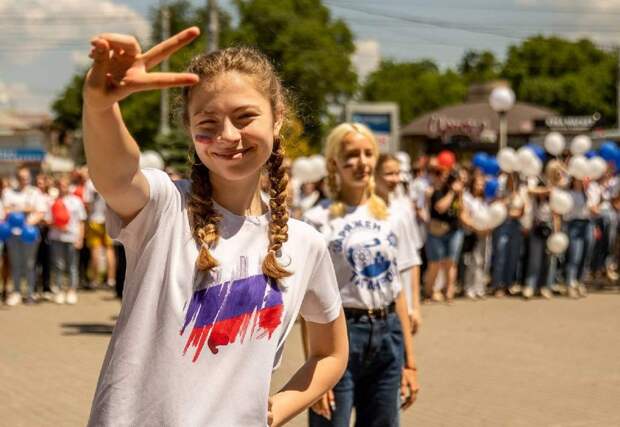 Какие праздники отмечаются 12 августа 2024 года в России и в мире