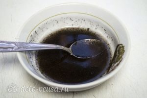 Картошка запеченная в духовке: Соединить масло и специи