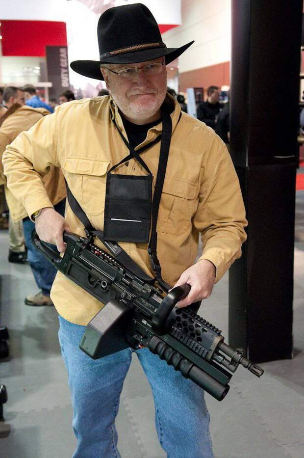 Stoner 63: развитие. «Цепная пила» и RobArm M96 Expeditionary Rifle