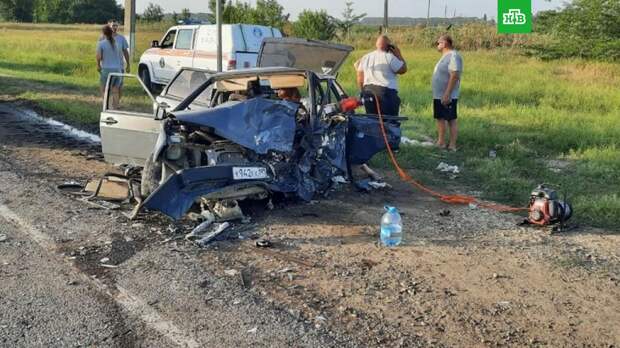 Отец и новорожденный младенец погибли в ДТП по дороге из роддома на Кубани