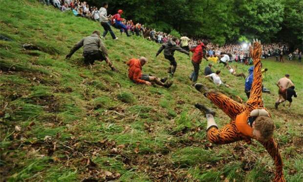 12 невероятных английских традиций, которые вас удивят