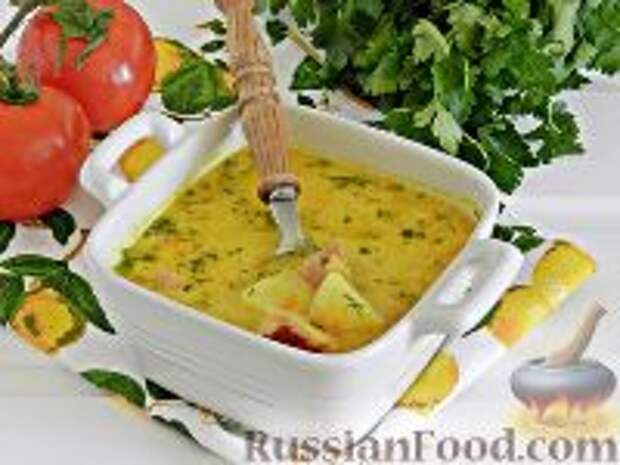 Фото к рецепту: Сырный суп с копченой курицей