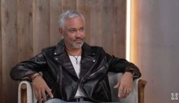 Ведущего шоу Первого канала убрали из эфира после скандала в Куршевеле