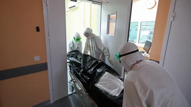 За сутки в России скончались 1226 пациентов с коронавирусом