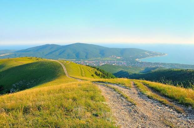 the-most-beautiful-roads-of-Russia-Artnaz-com-8