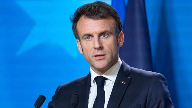 Макрон заявил о подготовке разговора с Путиным