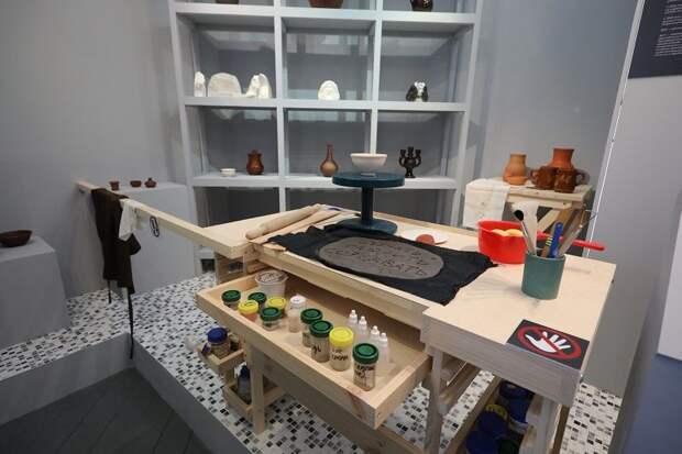 В усадьбе «Измайлово» открылась выставка строгановской школы керамики