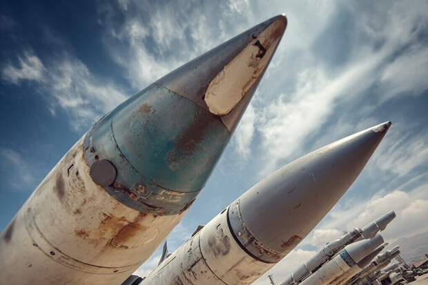 Иранцы начали расчищать путь к подземным базам с ракетами