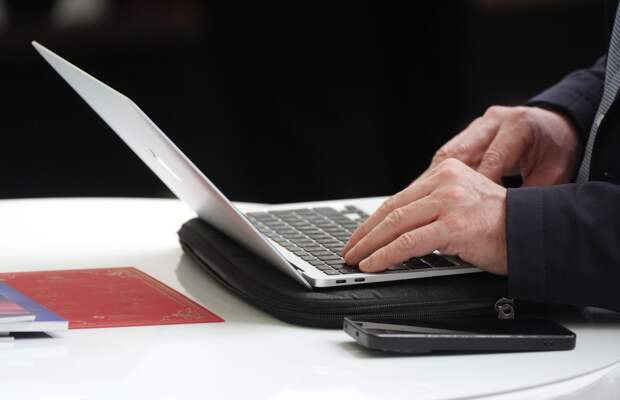 В России за 2025 год сильнее всего выросли зарплаты у издателей ПО