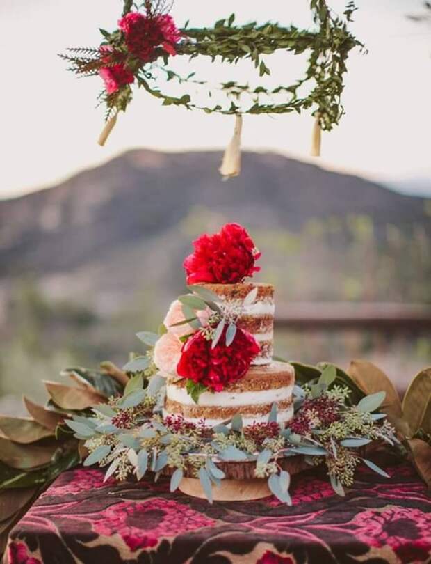 свадебный торт в стиле бохо