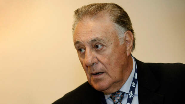 Фил Эспозито назвал позором отсутствие сборной России на Олимпиаде