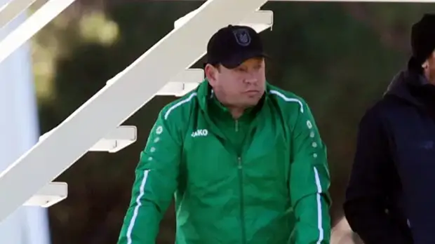 Слуцкий заявил, что не говорил с «Рубином» о возможном уходе в европейский клуб