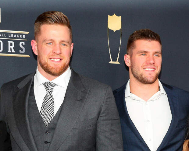 With JJ Watt's free agency this offseason, plenty of people on Twitter had the same joke about the Steelers after seeing his brother TJ Watt shoveling his entrance