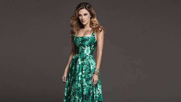 https://8kwallpapers.in/Celebrities/Aracely-Arambula-4K-Wallpaper.jpg