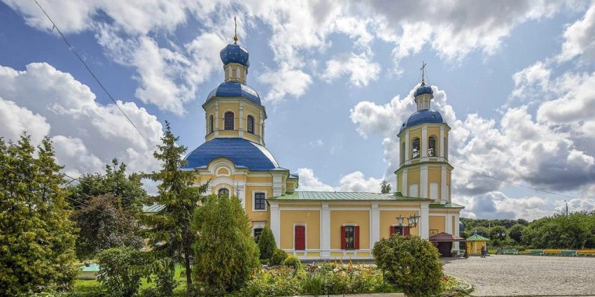 Патриарх призвал воздержаться от посещения храмов/ Фото mos.ru