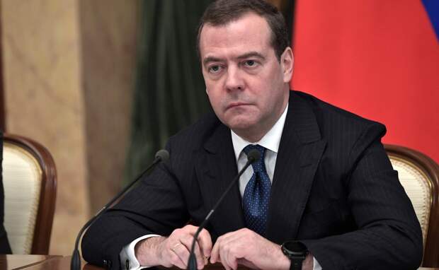 "Дальше будет только хуже": Медведев предупредил Киев о катастрофе