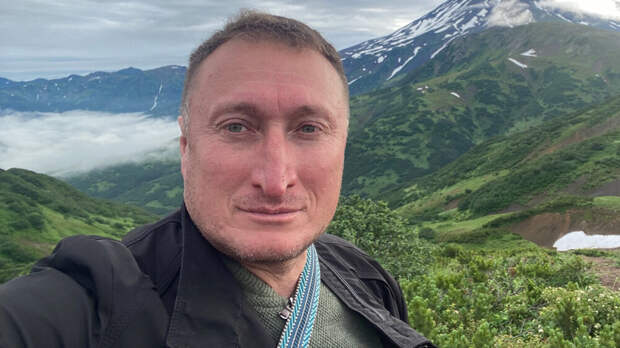 Лидера коммунистов Чувашии вызвали в полицию из-за акции против Трампа в купели